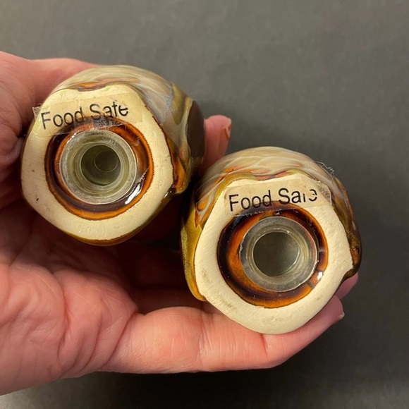 Hand Painted Vintage Green Owl Salt & Pepper Shakers Green Ceramic (1980s) - Picture 6 of 6